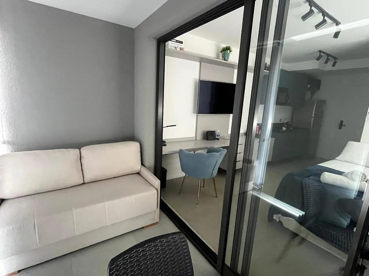 Studio Moderno Prox Allianz Sao Paulo Apartment